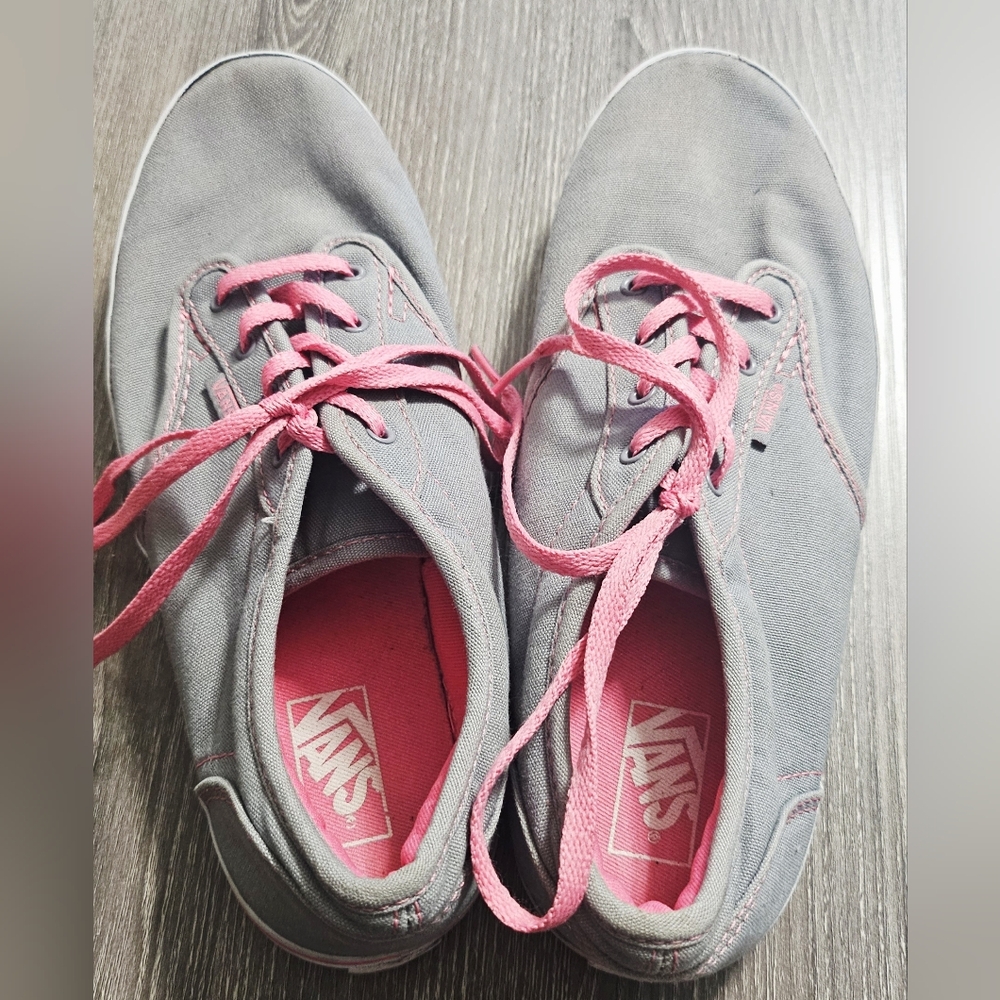 Womens Vans gray/pink canvas lowtop sneakers size 6